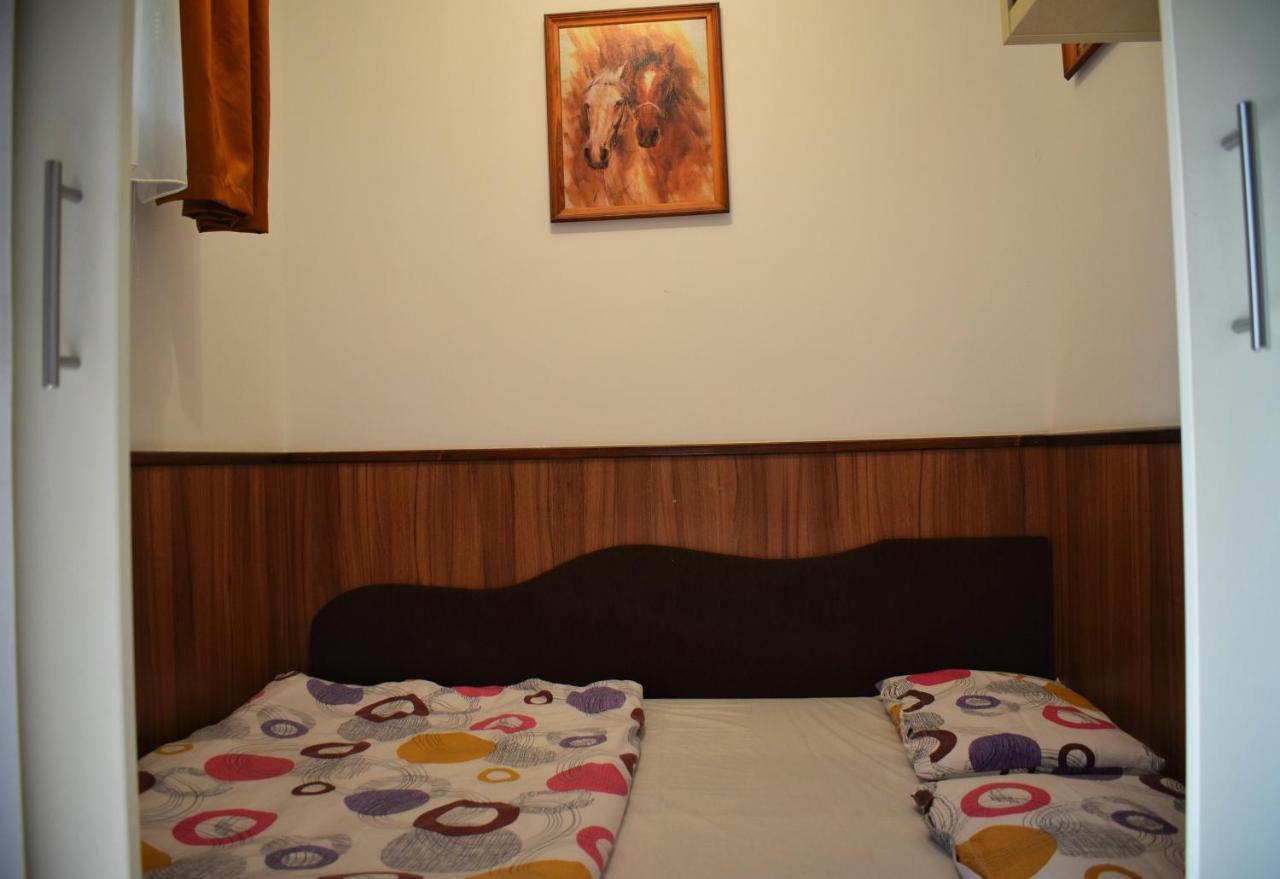 Helikon 32 Apartman Keszthely Eksteriør billede