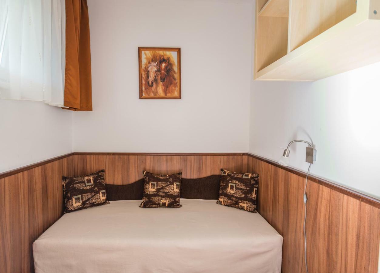 Helikon 32 Apartman Keszthely Eksteriør billede